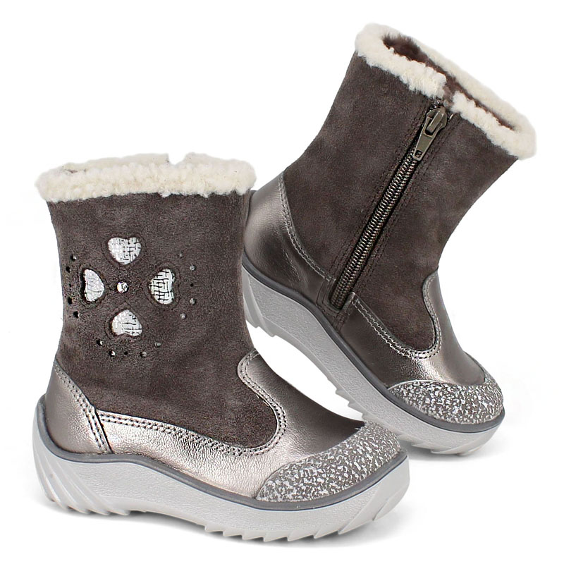 Сапожки малодетские нат.мех, артикул 1543, цвет серебряный купить в интернет-магазине Shoeslel с доставкой по России