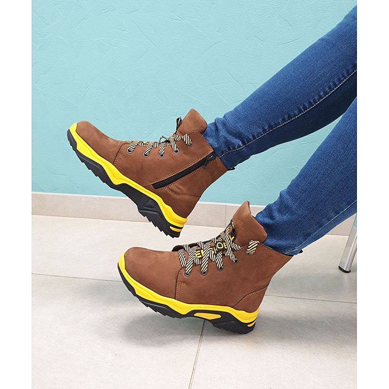 Ботинки, артикул 1800, цвет коричневый купить в интернет-магазине Shoeslel с доставкой по России