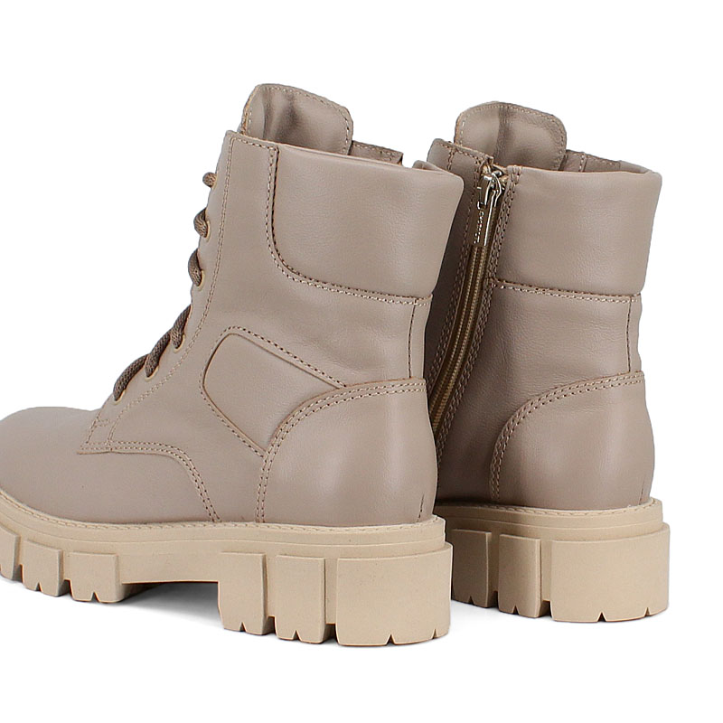 Ботинки, артикул 1927, цвет бежевый купить в интернет-магазине Shoeslel с доставкой по России