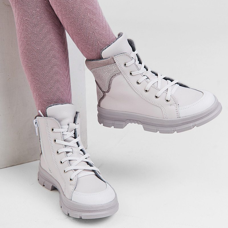 Ботинки байка, артикул 1949, цвет пудровый купить в интернет-магазине Shoeslel с доставкой по России