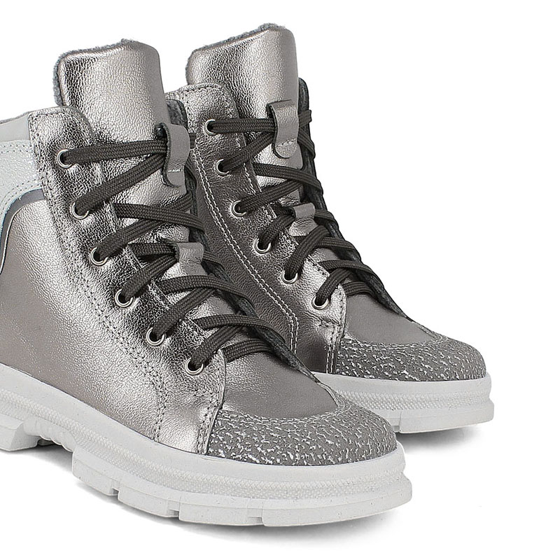 Ботинки байка, артикул 1949, цвет серебристый купить в интернет-магазине Shoeslel с доставкой по России