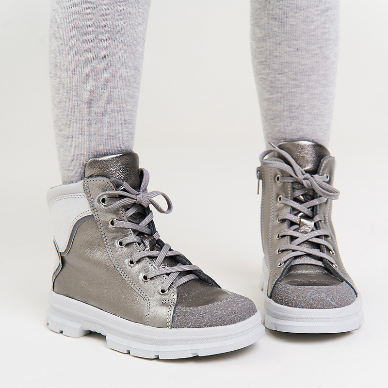 Ботинки байка, артикул 1949, цвет серебристый купить в интернет-магазине Shoeslel с доставкой по России