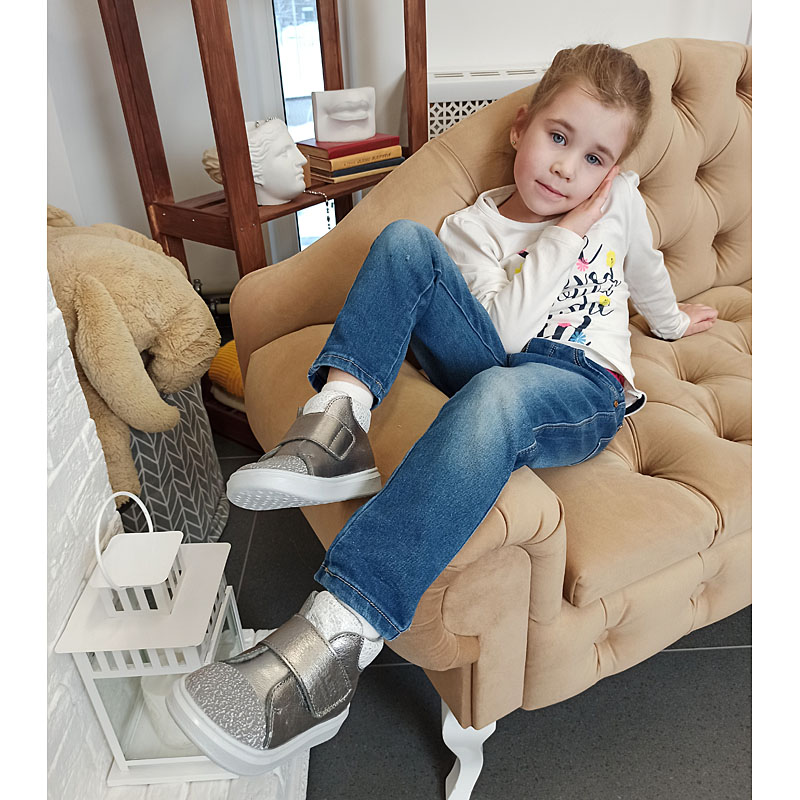 Ботинки малодетские байка, артикул 1959, цвет серебристый купить в интернет-магазине Shoeslel с доставкой по России