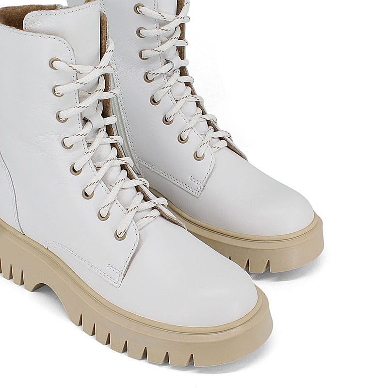 Ботинки байка, артикул 1981, цвет белый купить в интернет-магазине Shoeslel с доставкой по России