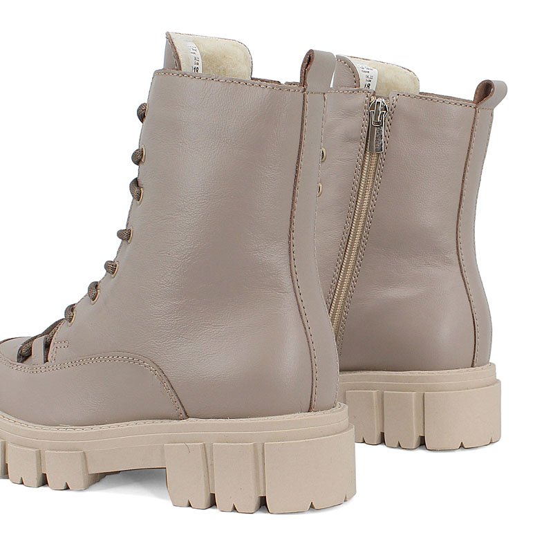 Ботинки, артикул 2018, цвет бежевый купить в интернет-магазине Shoeslel с доставкой по России