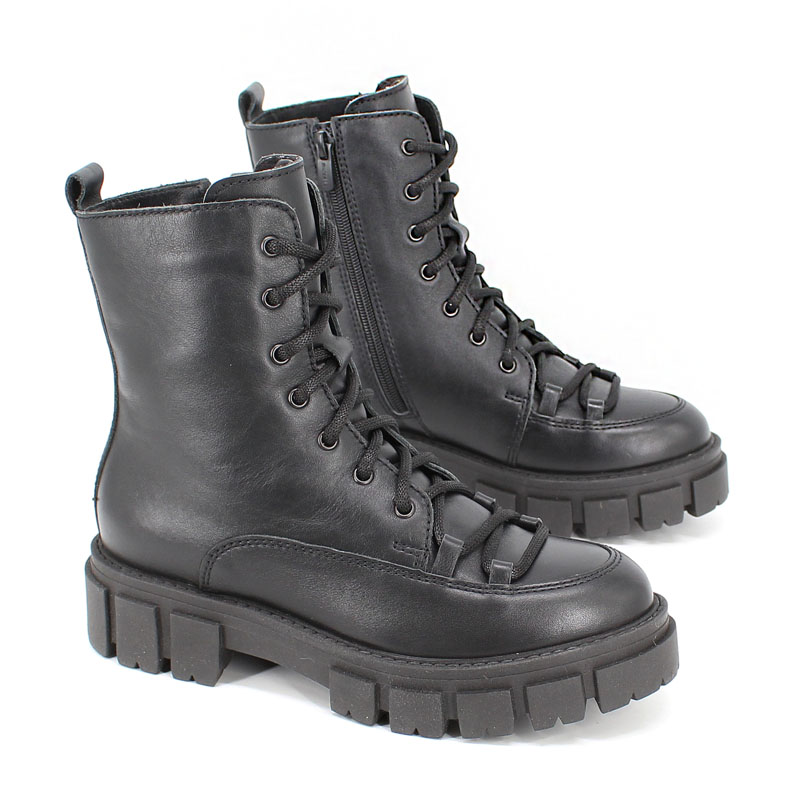 Ботинки, артикул 2018, цвет черный купить в интернет-магазине Shoeslel с доставкой по России