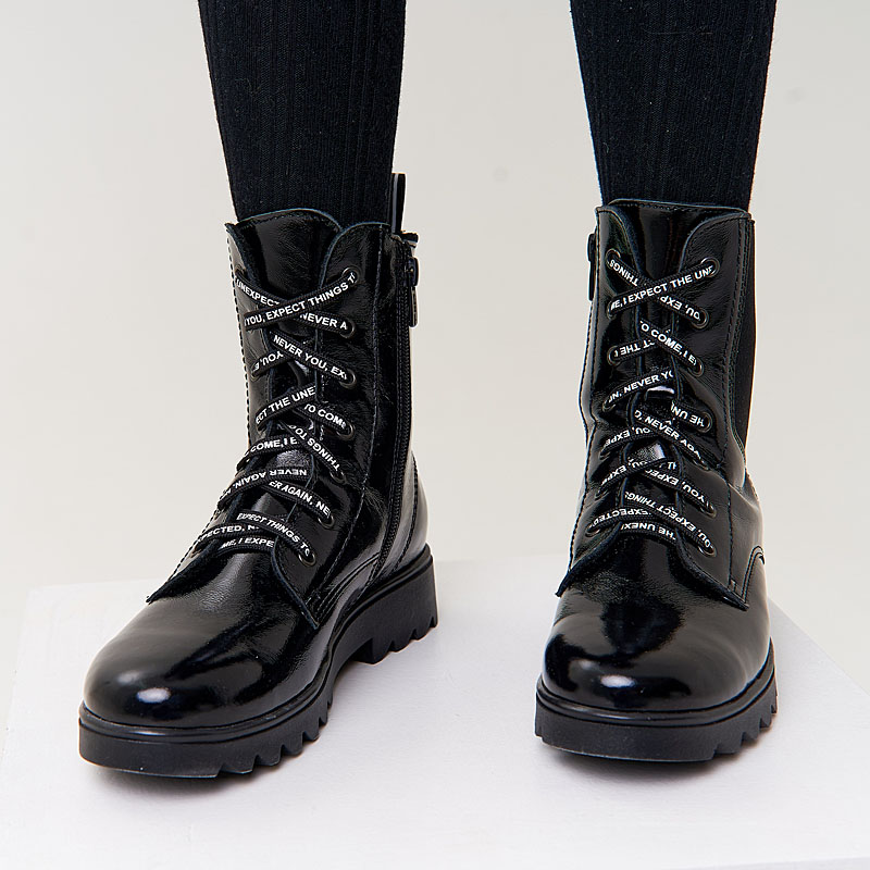 Ботинки, артикул 2047, цвет черный купить в интернет-магазине Shoeslel с доставкой по России