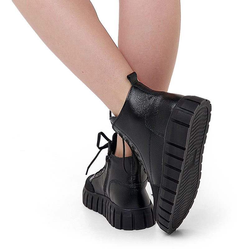 Ботинки, артикул 2057, цвет черный купить в интернет-магазине Shoeslel с доставкой по России