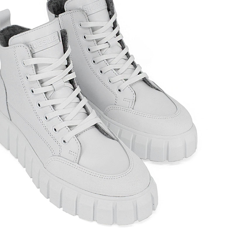 Ботинки, артикул 2057, цвет белый купить в интернет-магазине Shoeslel с доставкой по России