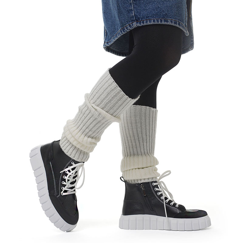 Ботинки, артикул 2057, цвет черно-белый купить в интернет-магазине Shoeslel с доставкой по России