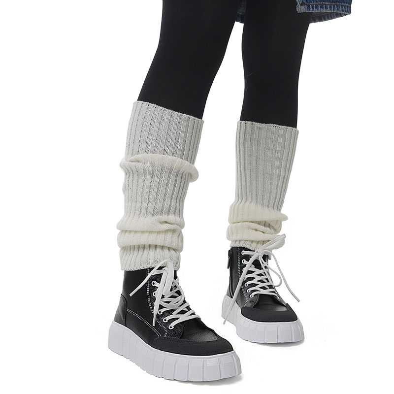 Ботинки, артикул 2057, цвет черно-белый купить в интернет-магазине Shoeslel с доставкой по России