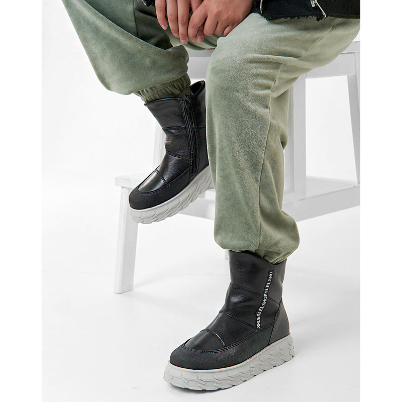 Сапожки, артикул 2135, цвет черный купить в интернет-магазине Shoeslel с доставкой по России