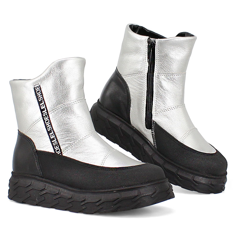 Сапожки, артикул 2135, цвет серебристый купить в интернет-магазине Shoeslel с доставкой по России