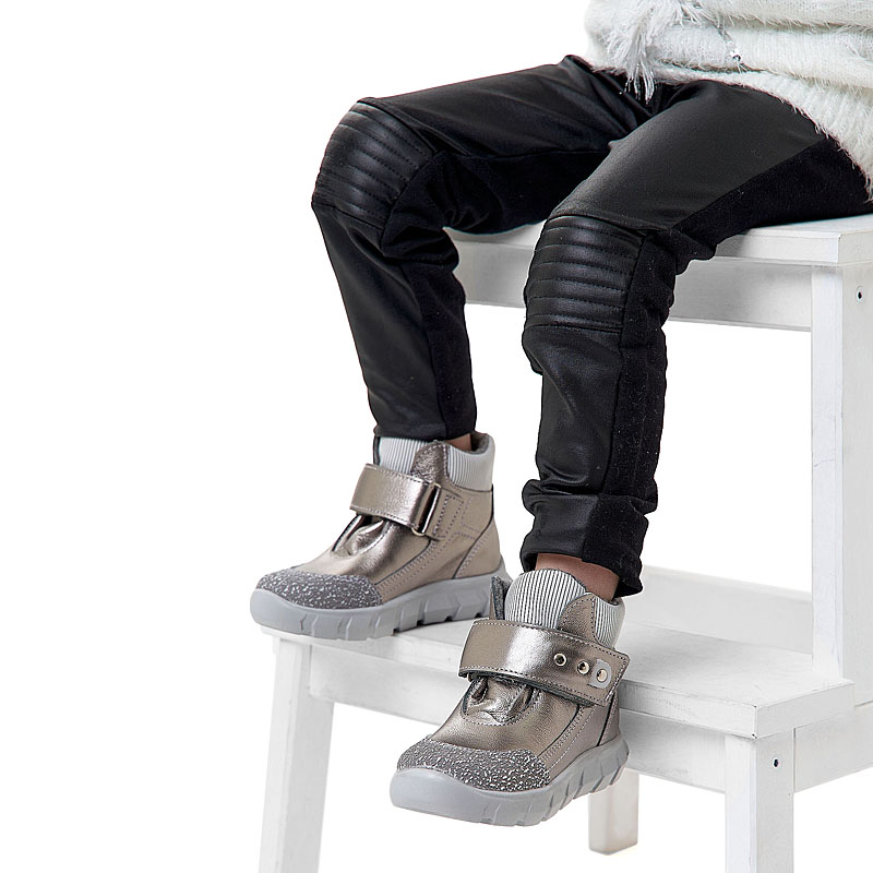 Ботинки малодетские, артикул 2156, цвет т.серебро купить в интернет-магазине Shoeslel с доставкой по России