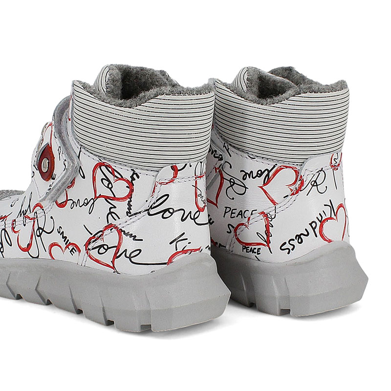 Ботинки малодетские, артикул 2156, цвет белый купить в интернет-магазине Shoeslel с доставкой по России