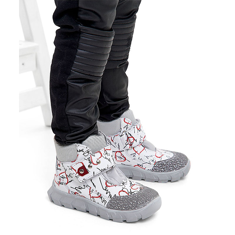 Ботинки малодетские, артикул 2156, цвет белый купить в интернет-магазине Shoeslel с доставкой по России