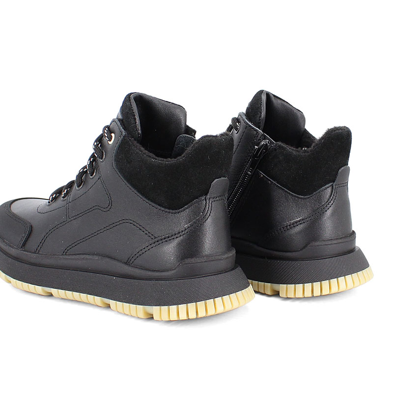 Ботинки, артикул 2162, цвет черный купить в интернет-магазине Shoeslel с доставкой по России