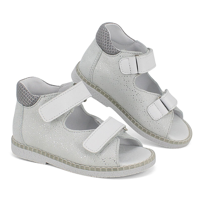 Туфли летние открытые малодетские, артикул 2338, цвет серебристый купить в интернет-магазине Shoeslel с доставкой по России