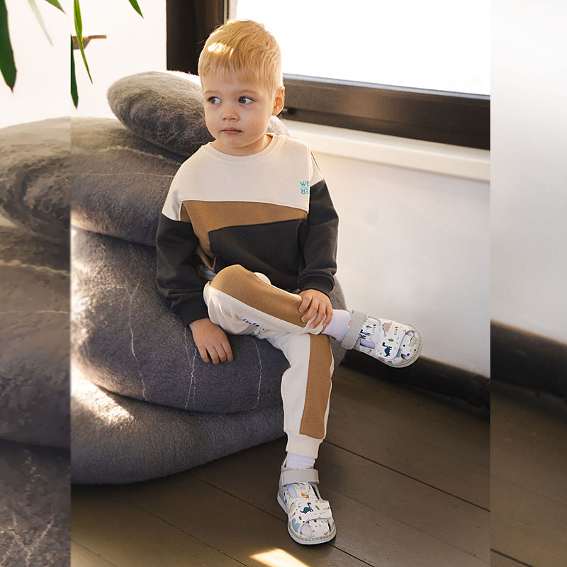 Туфли летние открытые малодетские, артикул 2347, цвет св.серый купить в интернет-магазине Shoeslel с доставкой по России