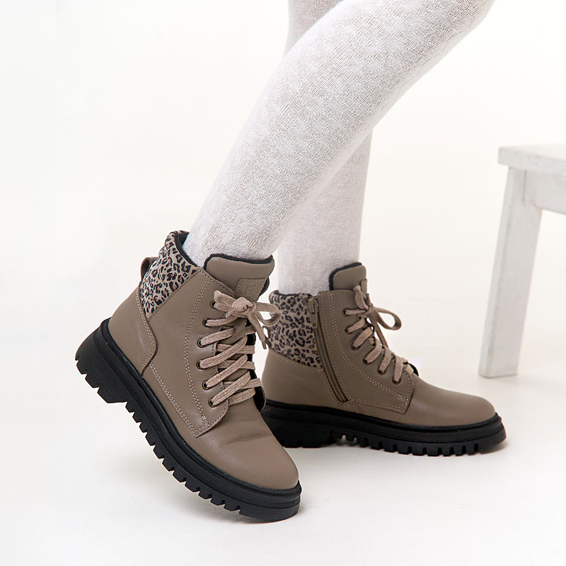 Ботинки, артикул 2391, цвет бежевый купить в интернет-магазине Shoeslel с доставкой по России