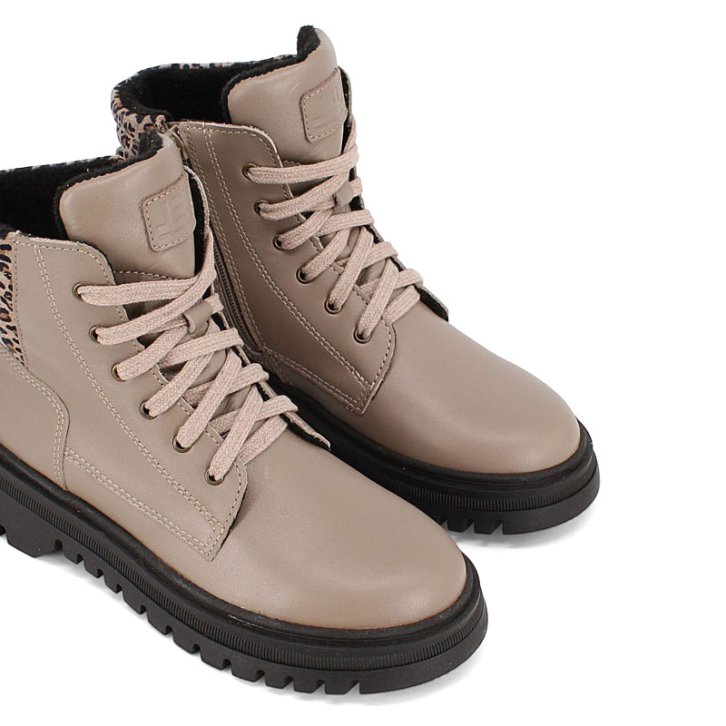 Ботинки, артикул 2391, цвет бежевый купить в интернет-магазине Shoeslel с доставкой по России