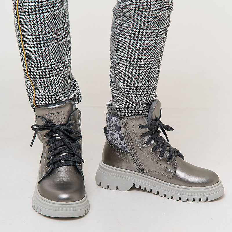 Ботинки, артикул 2391, цвет серебряный купить в интернет-магазине Shoeslel с доставкой по России