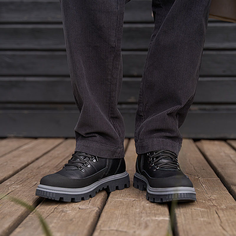 Ботинки, артикул 2420, цвет черный купить в интернет-магазине Shoeslel с доставкой по России