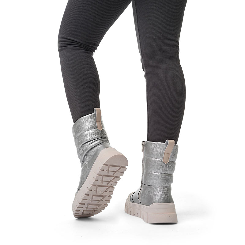 Сапоги, артикул 2422, цвет серебряный купить в интернет-магазине Shoeslel с доставкой по России