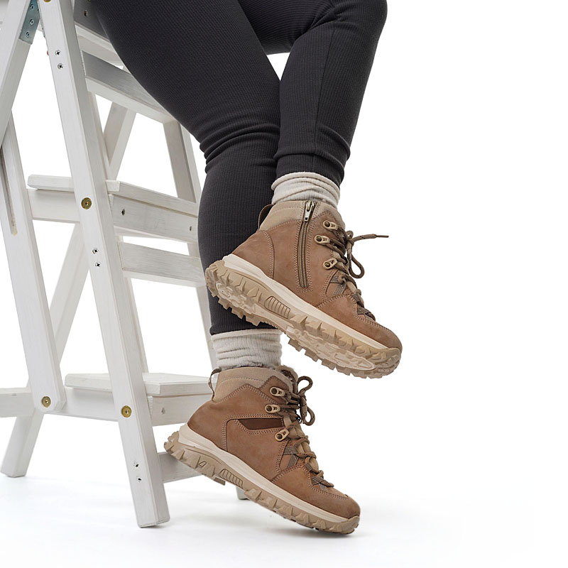 Ботинки, артикул 2429, цвет бежевый купить в интернет-магазине Shoeslel с доставкой по России