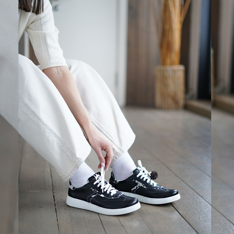 Полуботинки, артикул 2536, цвет хром, черный купить в интернет-магазине Shoeslel с доставкой по России