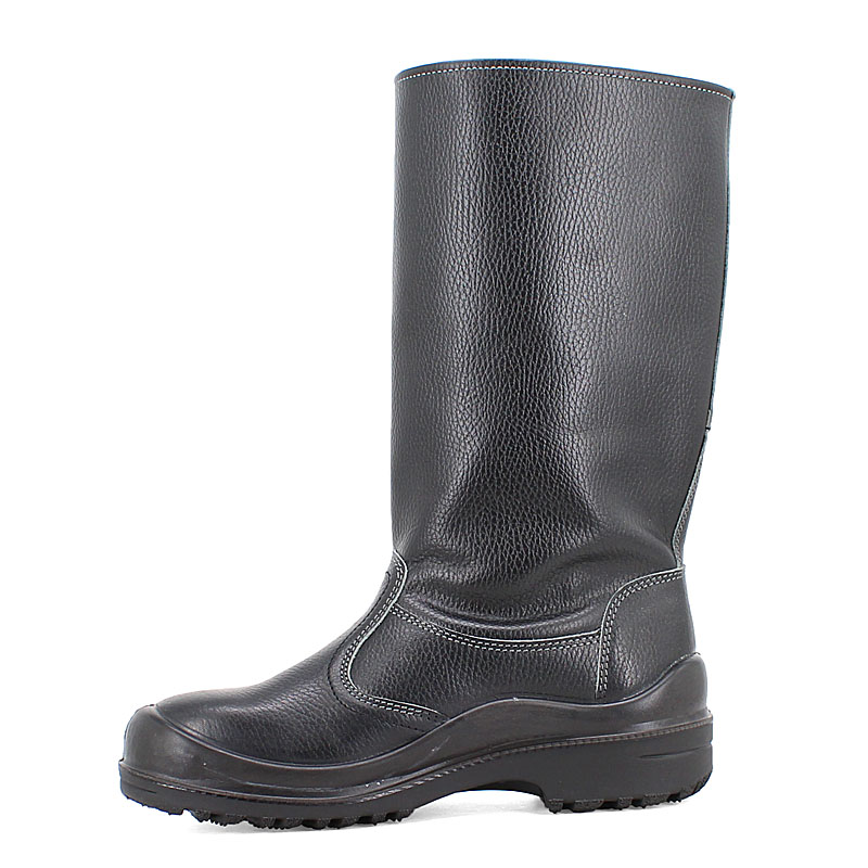 Сапоги рабочие цельноюфтевые с ударопрочным носком